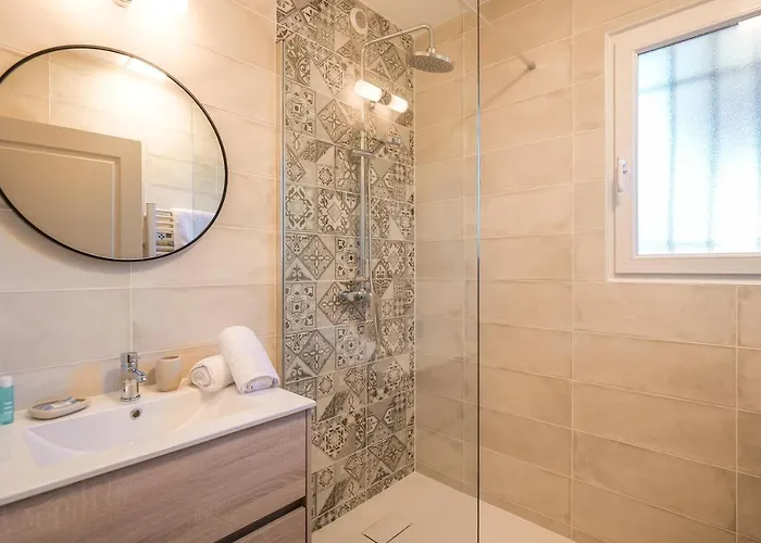 Escapade Ensoleillee Et Tropez A Pied - 20 *