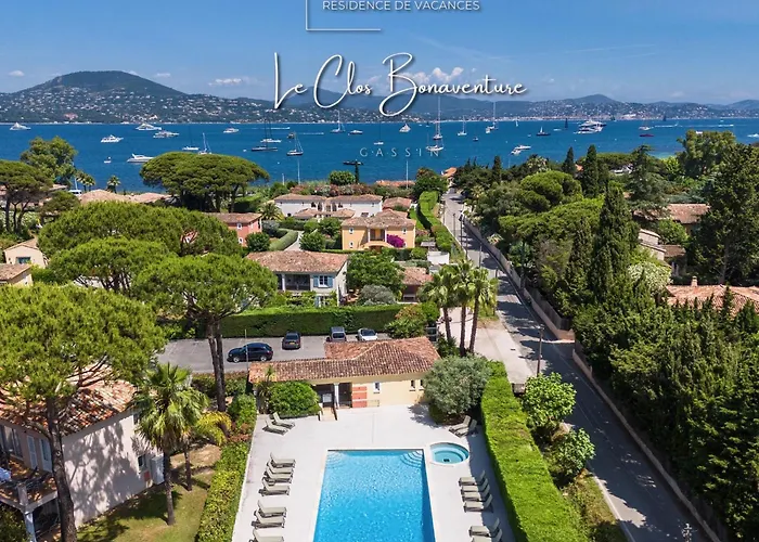 Escapade Ensoleillee Et Tropez A Pied - 20 *